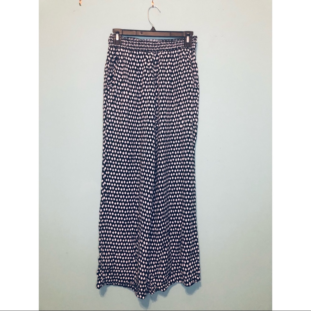 Patterned B&W Bottoms